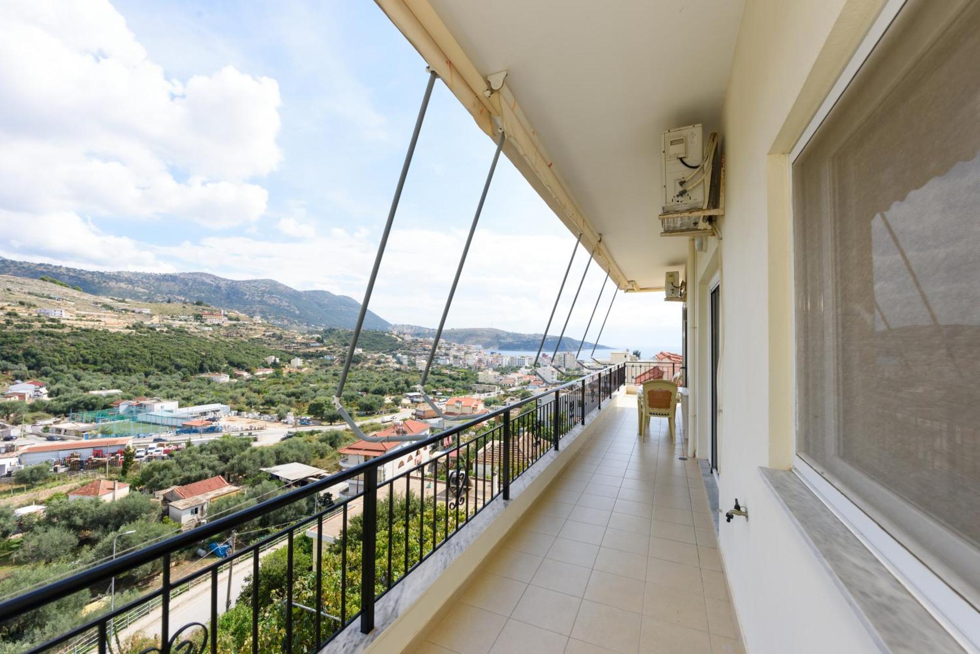 Vasili'S Family Apartments Himarë Extérieur photo