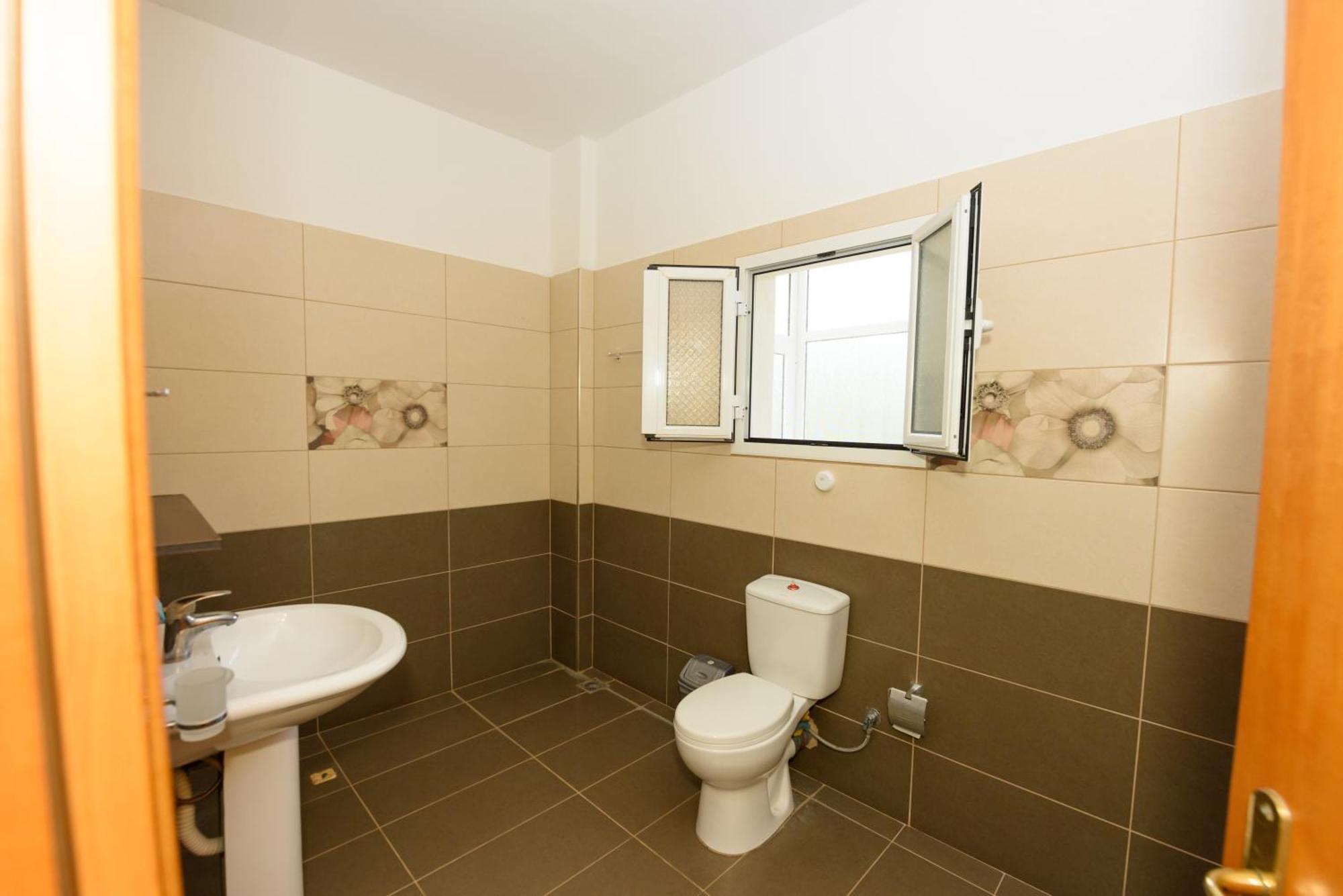 Vasili'S Family Apartments Himarë Extérieur photo