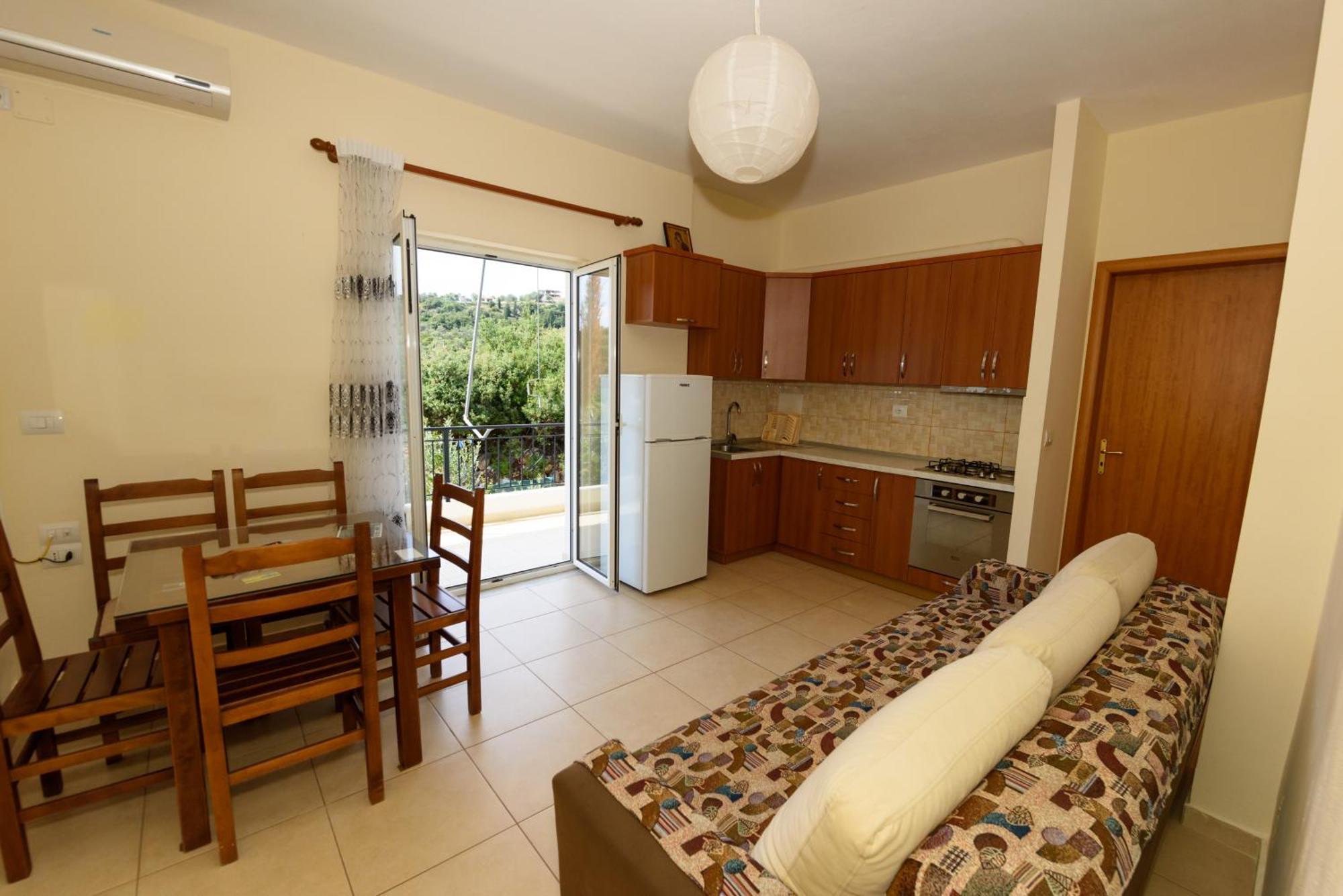 Vasili'S Family Apartments Himarë Extérieur photo